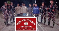 ভারতে যাওয়ার পথে মানবপাচারকারীসহ ৪ যুবক আটক ‎