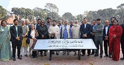 জুলাই গণঅভ্যুত্থান স্মৃতি জাদুঘর পরিদর্শনে প্রধান উপদেষ্টা