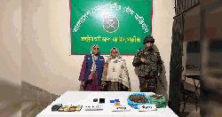 কালকিনিতে সেনাবাহিনীর অভিযানে বিপুল পরিমান মাদক সহ নারী আটক