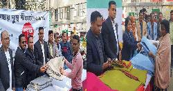 টিআরইউ এর উদ্যোগে শীতবস্ত্র বিতরণ