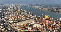 চট্টগ্রাম বন্দরে রোববার থেকে আবারও লাগাতার ধর্মঘট