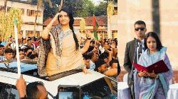 উত্তরাধিকারের রাজনীতিতে নতুন অধ্যায়: বাবার পথ ধরে মন্ত্রী কন্যা পুতুল