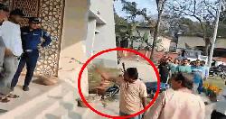 গুরুদাসপুরে হাট ইজারা বিরোধ: প্রাণনাশের হুমকি ও চাঁদাদাবি মামলায় যুবদল নেতা গ্রেপ্তার