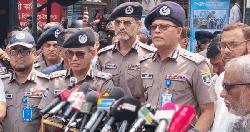 ঈদযাত্রায় কোনো অন্যায়ের সঙ্গে আপস নয়: আইজিপি