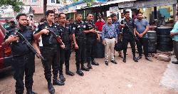 বাগাতিপাড়ায় অবৈধ তেল মজুদ, ভ্রাম্যমাণ আদালতে জরিমানা