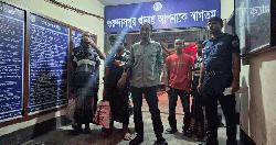 গুরুদাসপুরে পুলিশের অভিযানে ৬ মাদকসেবী ও কারবারি গ্রেপ্তার