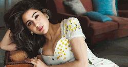 আমি দেখেছি অনেকের বিয়ের সিদ্ধান্ত ভুল প্রমাণিত হয়েছে : সারা