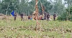 সীমান্তে মানবিক বিপর্যয়: নো-ম্যানস ল্যান্ডে ১১ জনের করুণ দিনযাপন