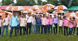 গোয়াইনঘাটে শিক্ষার্থীদের মাঝে ওয়ার্ল্ড ভিশনের উদ্যোগে ছাতা বিতরণ 