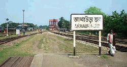 আখাউড়ায় রেললাইনের পাশ থেকে অজ্ঞাত ব্যক্তির মরদেহ উদ্ধার