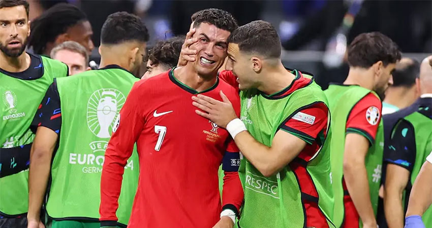 উজবেকিস্তানের বিপক্ষে জিততেই হবে পর্তুগালের, চাপে রোনালদোরা