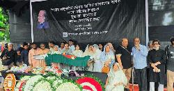 শহীদ মিনারে মুস্তাফা মনোয়ারকে শেষ শ্রদ্ধা