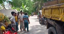 বিয়ের দাওয়াতে যাওয়ার পথে সড়ক দুর্ঘটনায় চাচি-ভাতিজি নিহত