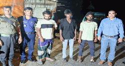 রাণীনগরে ভ্রাম্যমান আদালতে ৩জনের কারাদন্ড