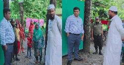 কাপাসিয়ায় টানা বৃষ্টিতে ধসে পড়ল রিকশাচালকের মাটির ঘর, পাশে দাঁড়ালেন মানবিক ইউএনও