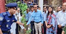 ফরিদপুরে ‘প্রাথমিক শিক্ষা পদক-২০২৬’ উপলক্ষে বৃক্ষরোপণ কর্মসূচির উদ্বোধন