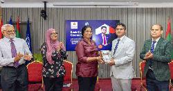 মালদ্বীপের এমএনইউতে বাংলাদেশ হাইকমিশনের বই উপহার, শিক্ষা-গবেষণা সহযোগিতায় জোর