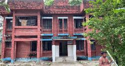 দীর্ঘদিন বন্ধ ইউনিয়ন উপ স্বাস্থ্যেেকন্দ্র ভোগান্তিতে এলাকাবাসী