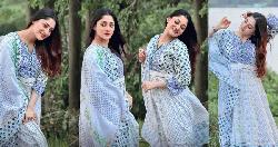 নতুন ছবিতে ফের আলোচনায় পূজা চেরি