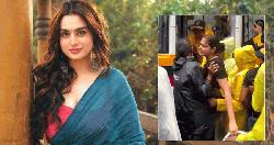 শিক্ষার্থী আন্দোলনে গিয়ে আটক বলিউড অভিনেত্রী আয়েশা, তিন ঘণ্টা পর মুক্তি