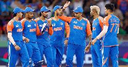 টি-টোয়েন্টি র‍্যাঙ্কিংয়ের শীর্ষে ফিরল ভারত