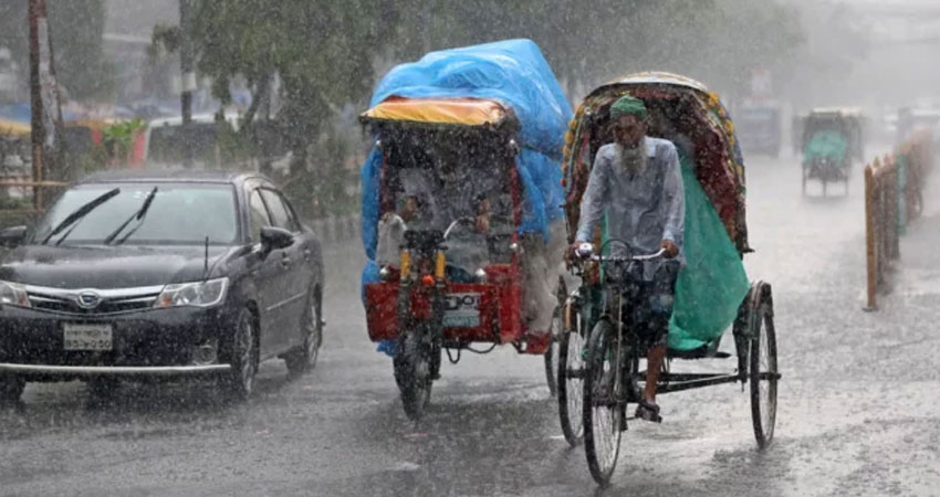 দেশজুড়ে ভারি বৃষ্টির পূর্বাভাস, কমবে ধীরে ধীরে