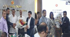 সচিবালয়ে প্রথম অফিসে দুই নতুন মন্ত্রী