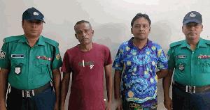 পুলিশ পরিচয়ে বাসায় ঢুকে সাংবাদিক সেজে চাঁদা দাবি, গ্রেপ্তার ২