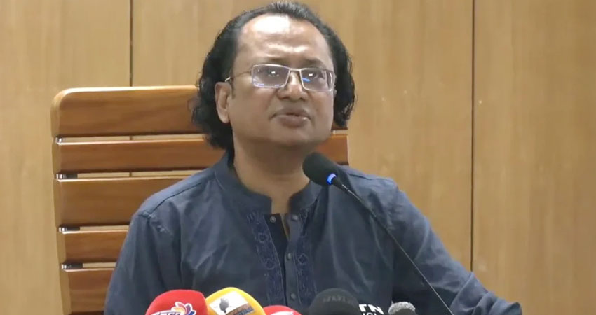নির্ধারিত দামে এলপিজি না মিললে গণমাধ্যমে জানান: তথ্য উপদেষ্টা