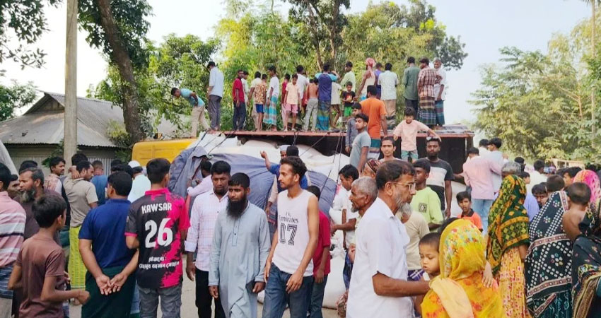 রৌমারীতে ট্রাক-অটোরিকশার মুখোমুখি সংঘর্ষ, নিহত ৫